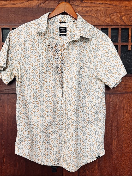 Prana Other - Prana Men's Short-Sleeve Floral Button-Down Shirt - Cream, Gold, Gray—Medium